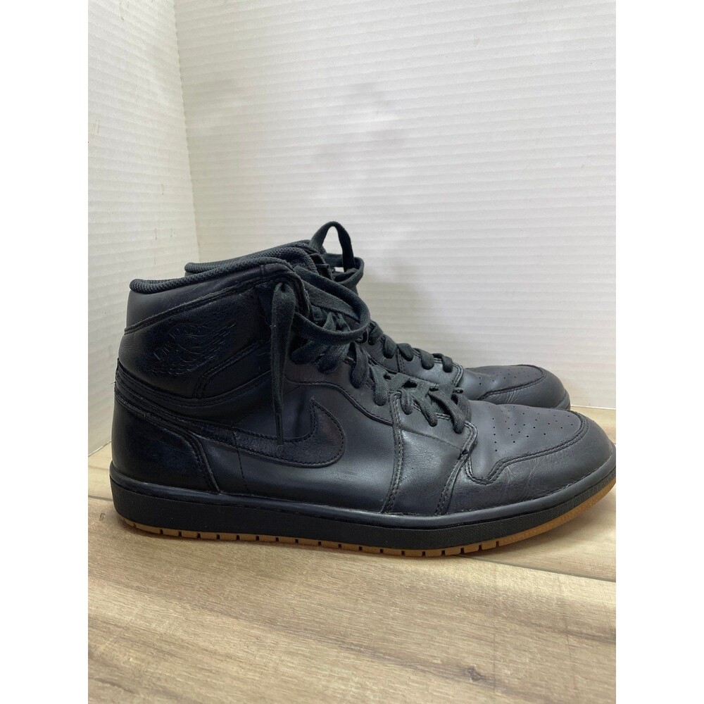 Nike Air Jordan 1 retro high black gum leather basketball 14